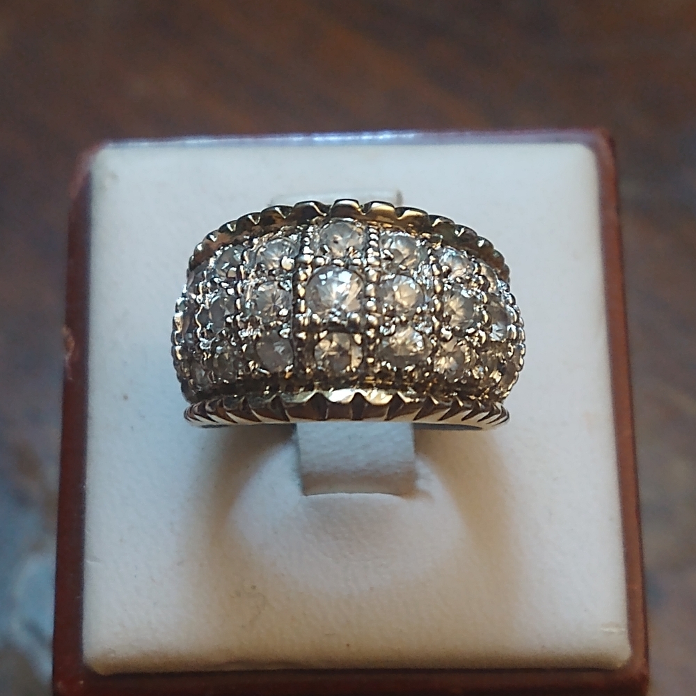 Women's Ring